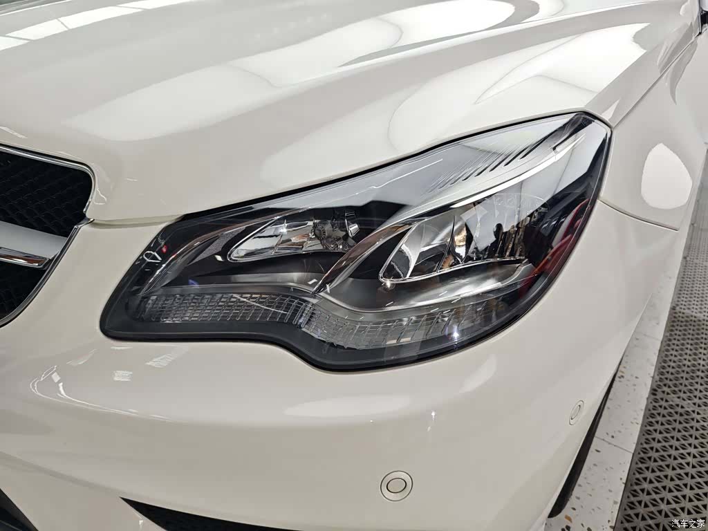 Mercedes-Benz E-Class, 2015 24