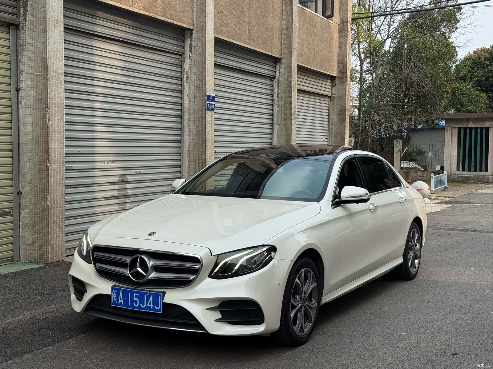 Mercedes-Benz E-Class, 2020 1