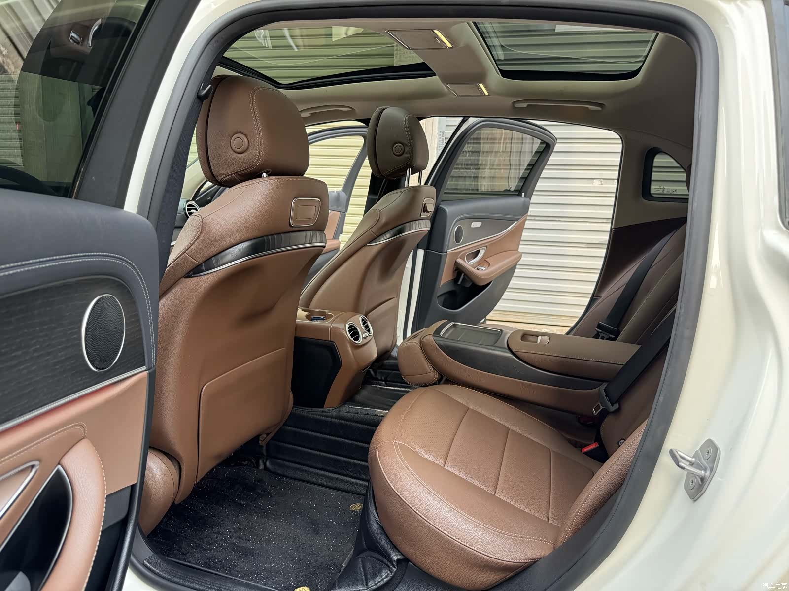 Mercedes-Benz E-Class, 2020 8