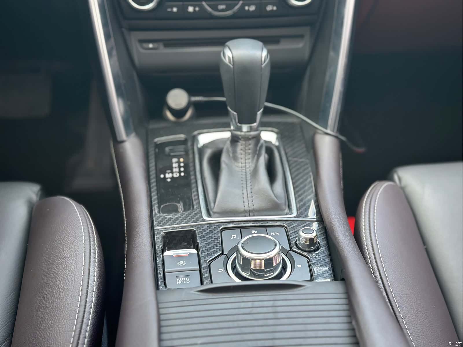 Mazda CX-4, 2017 12