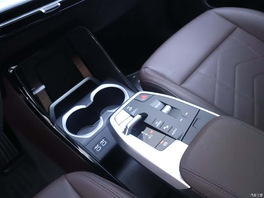 BMW X1, 2023 12