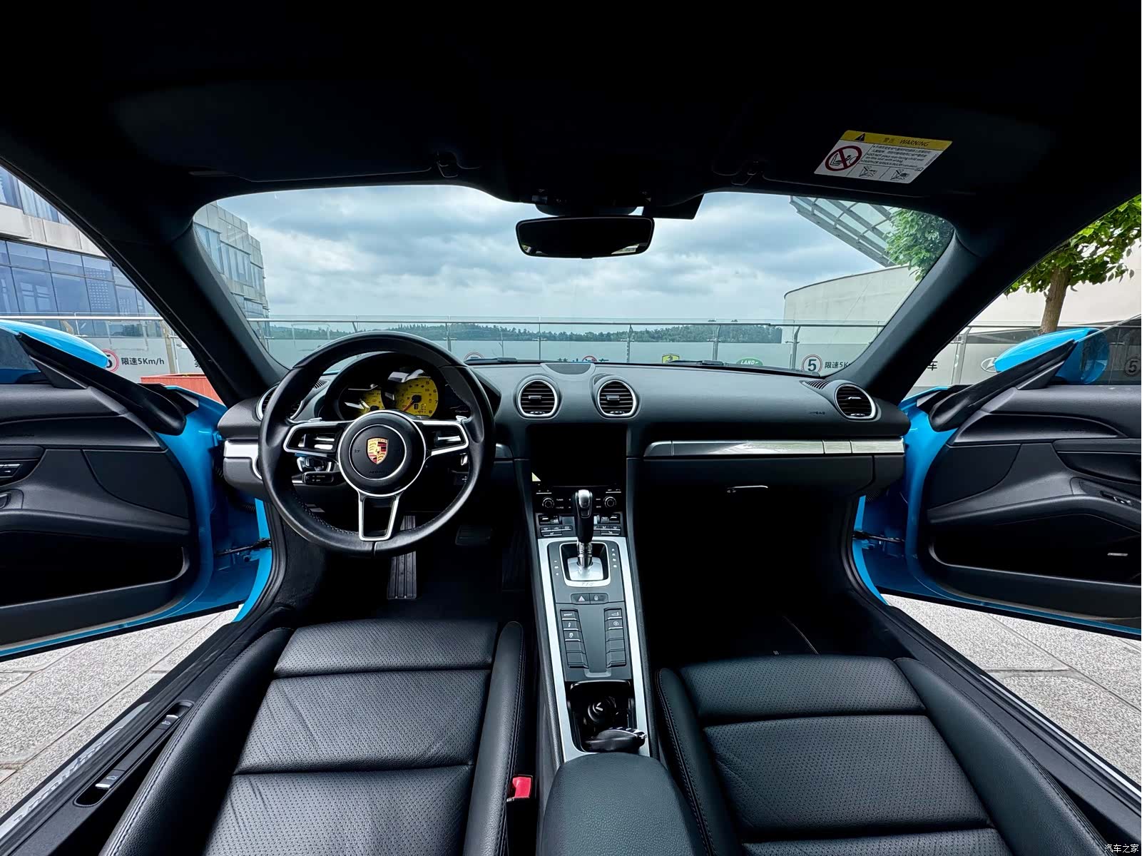 Porsche Cayman, 2017 10
