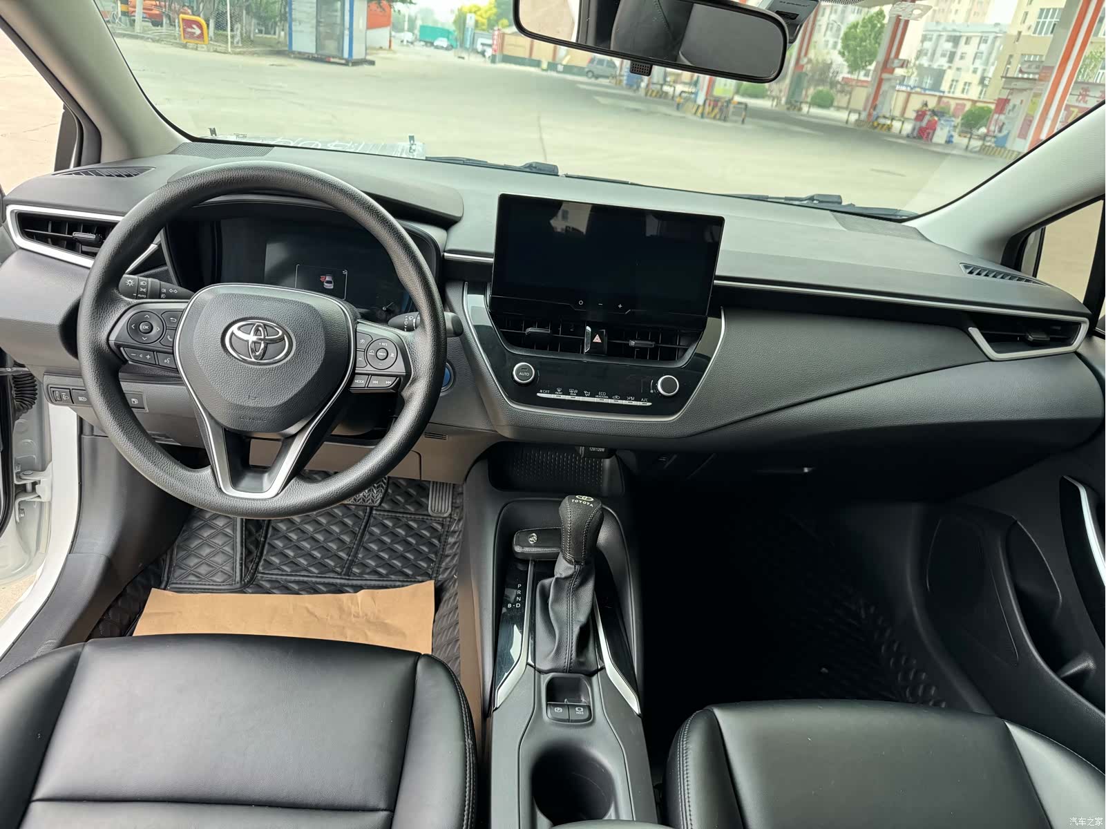 Toyota Corolla, 2024 12