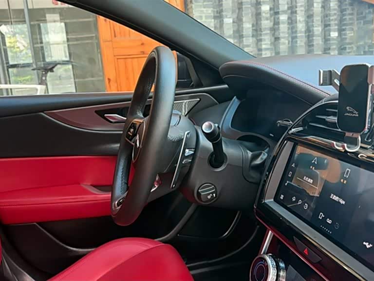 Jaguar XEL
