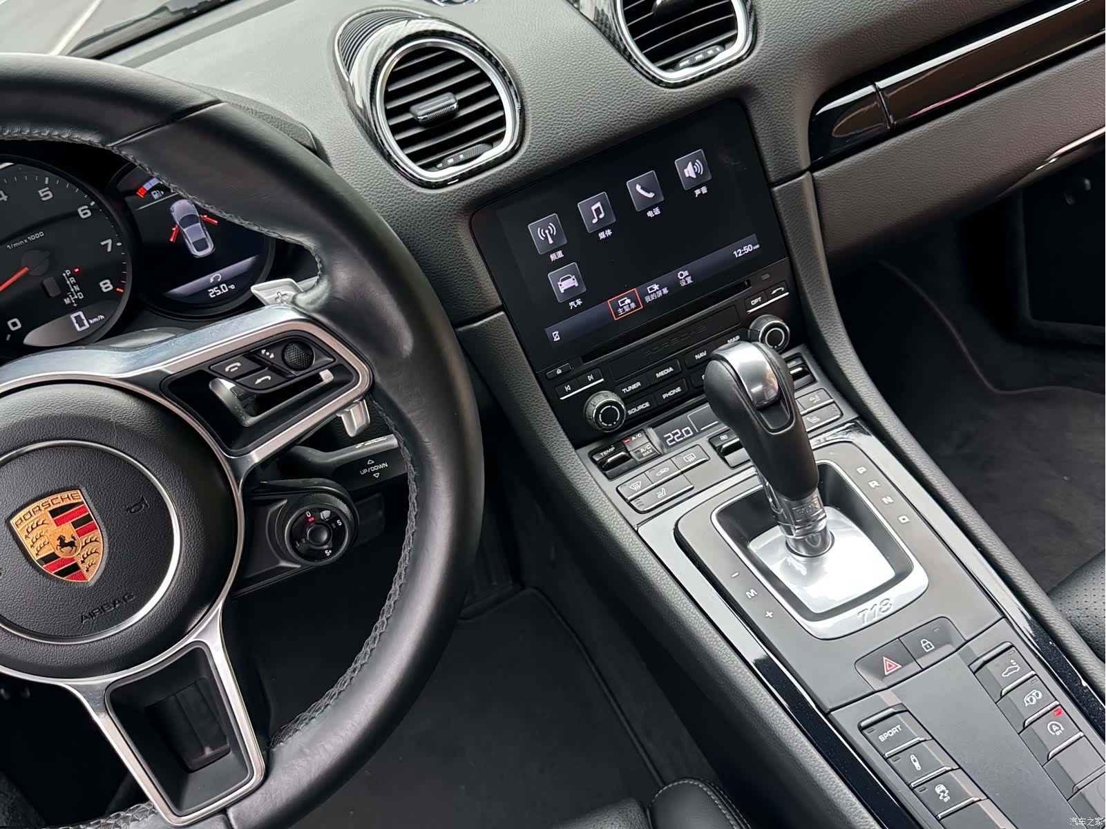 Porsche Cayman, 2019 12