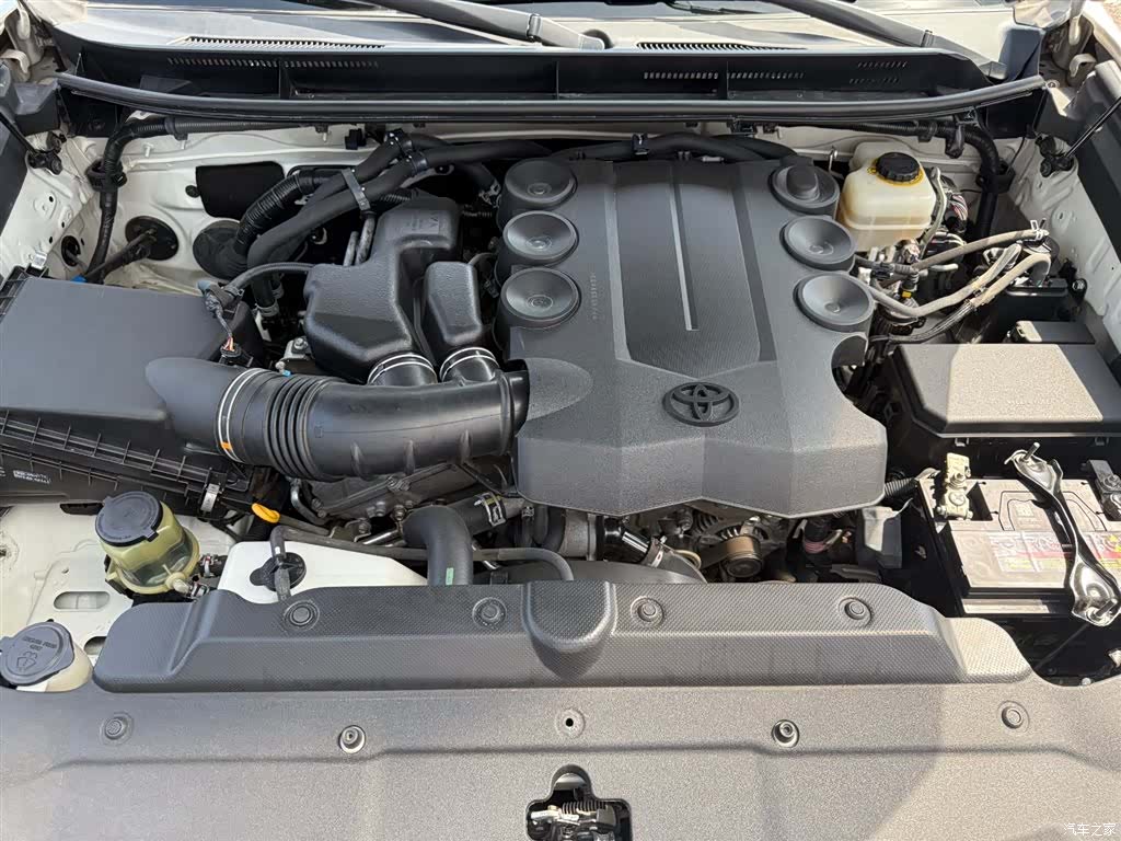 Toyota Prado, 2013 10