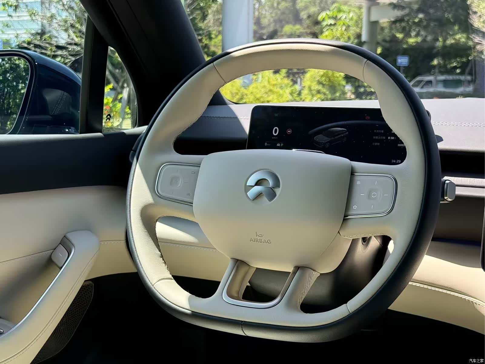 NIO ES6, 2025 7