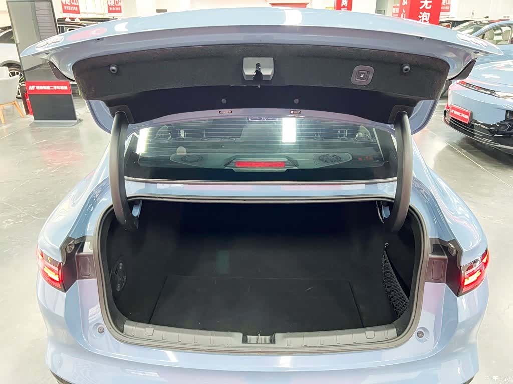 Leapmotor B01, 2025 9