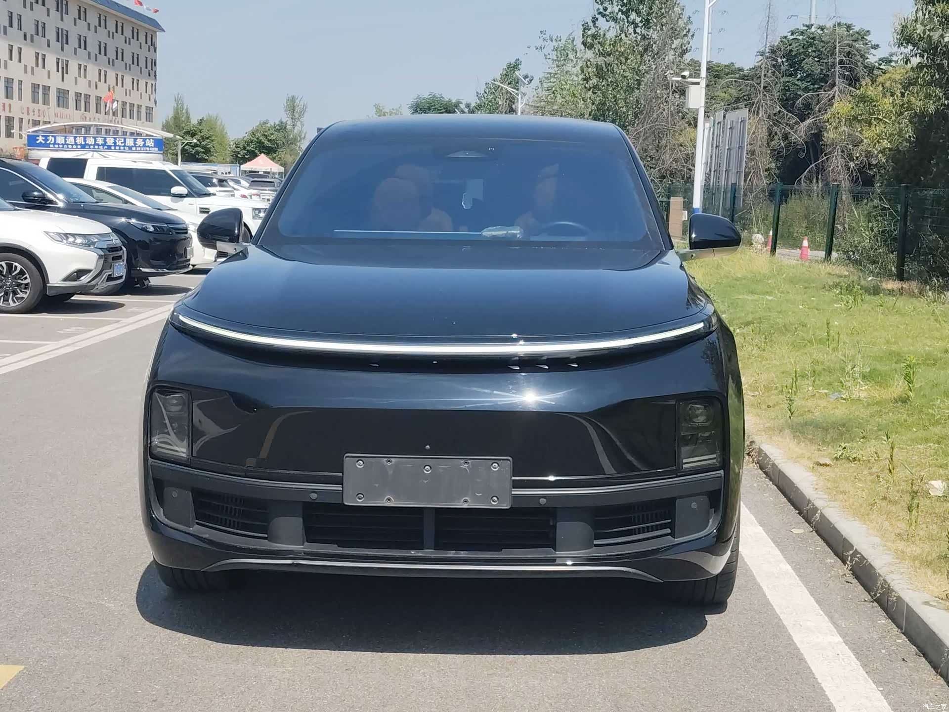 Li Auto L8, 2023 2
