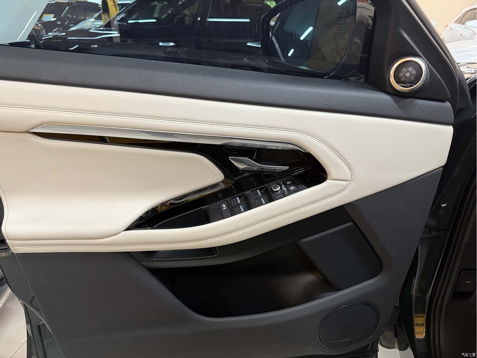 Land Rover Range Rover, 2022 все фото