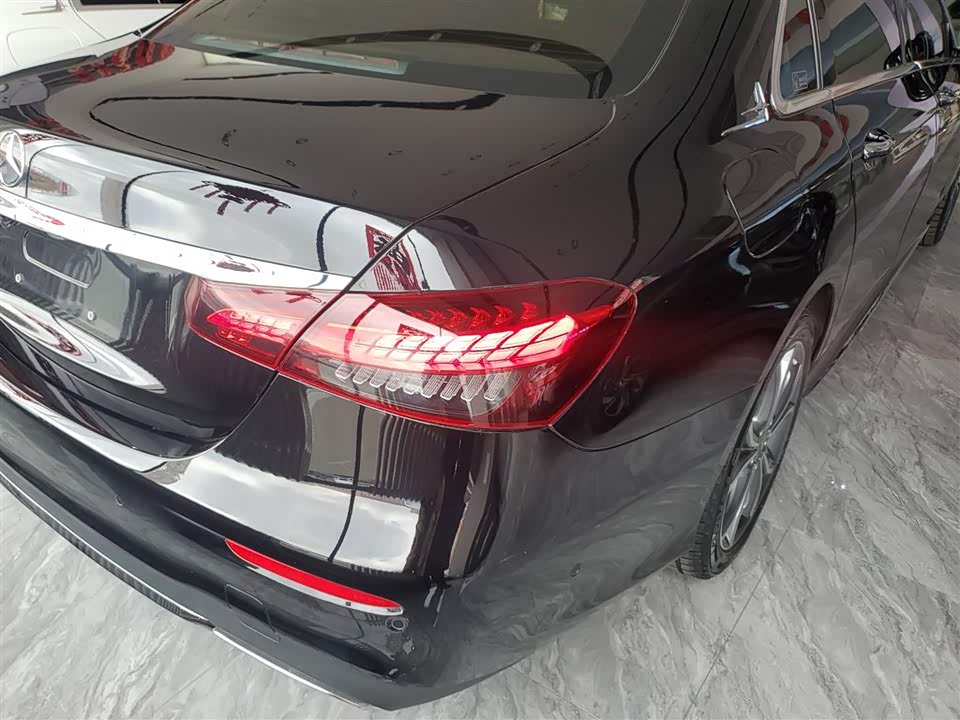 Mercedes-Benz E-class Mercedes-Benz E-class