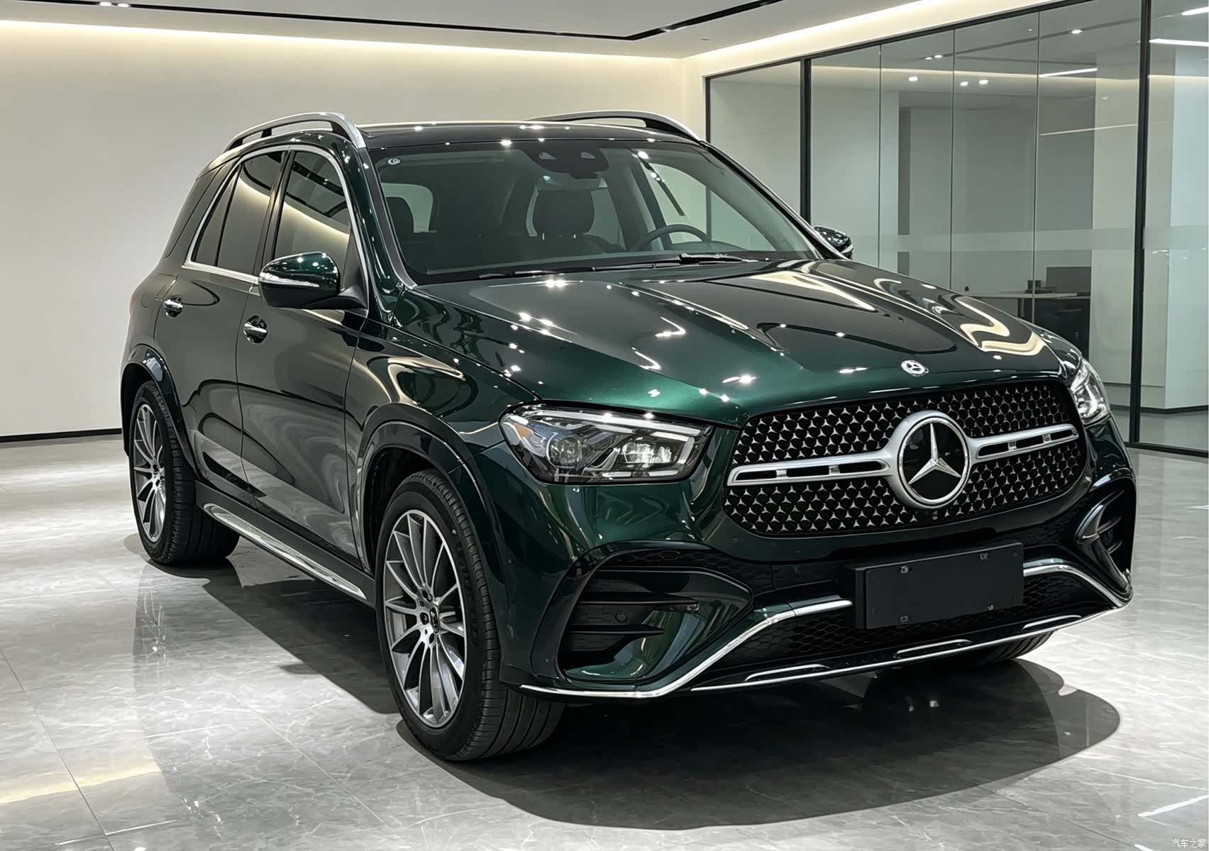 Mercedes-Benz GLE, 2023 все фото