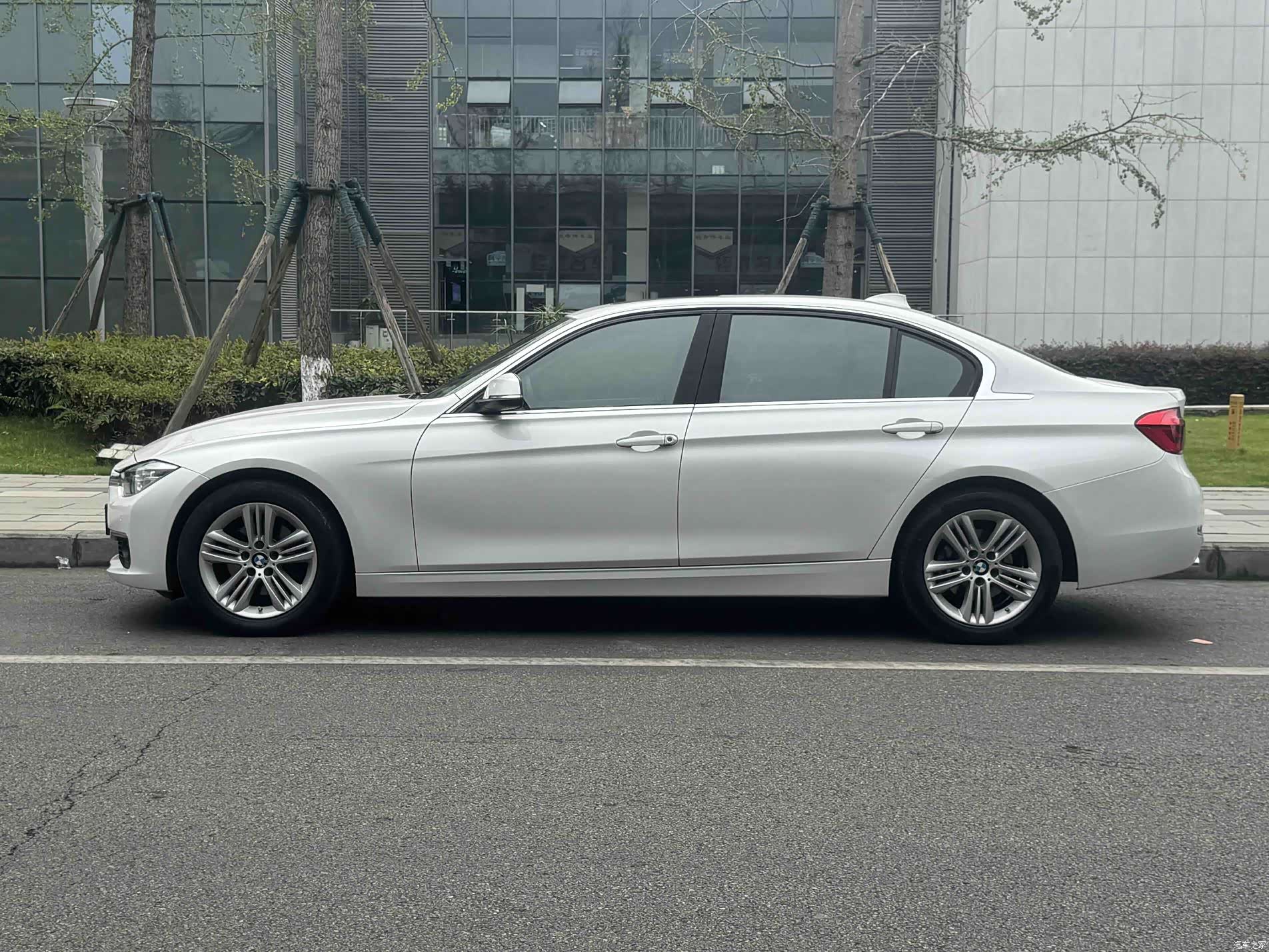 BMW 3 Series, 2016 2