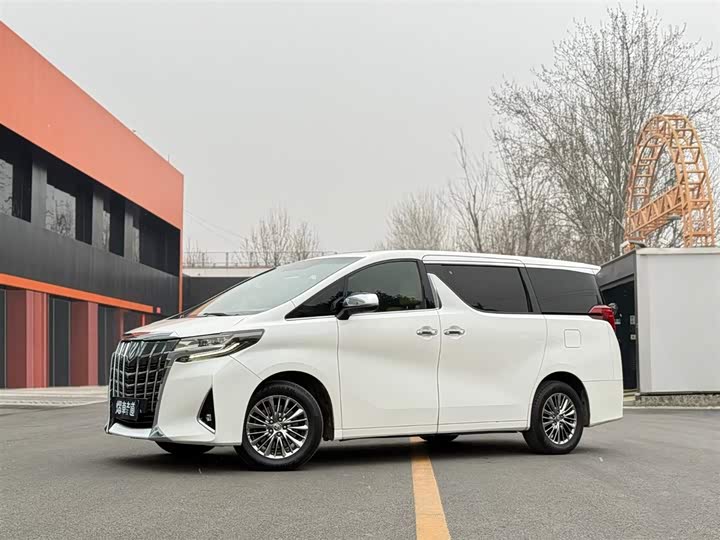 Toyota Alphard Luxury 2015