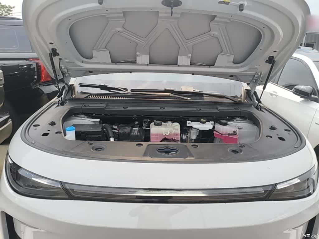 Leapmotor C10, 2025 20