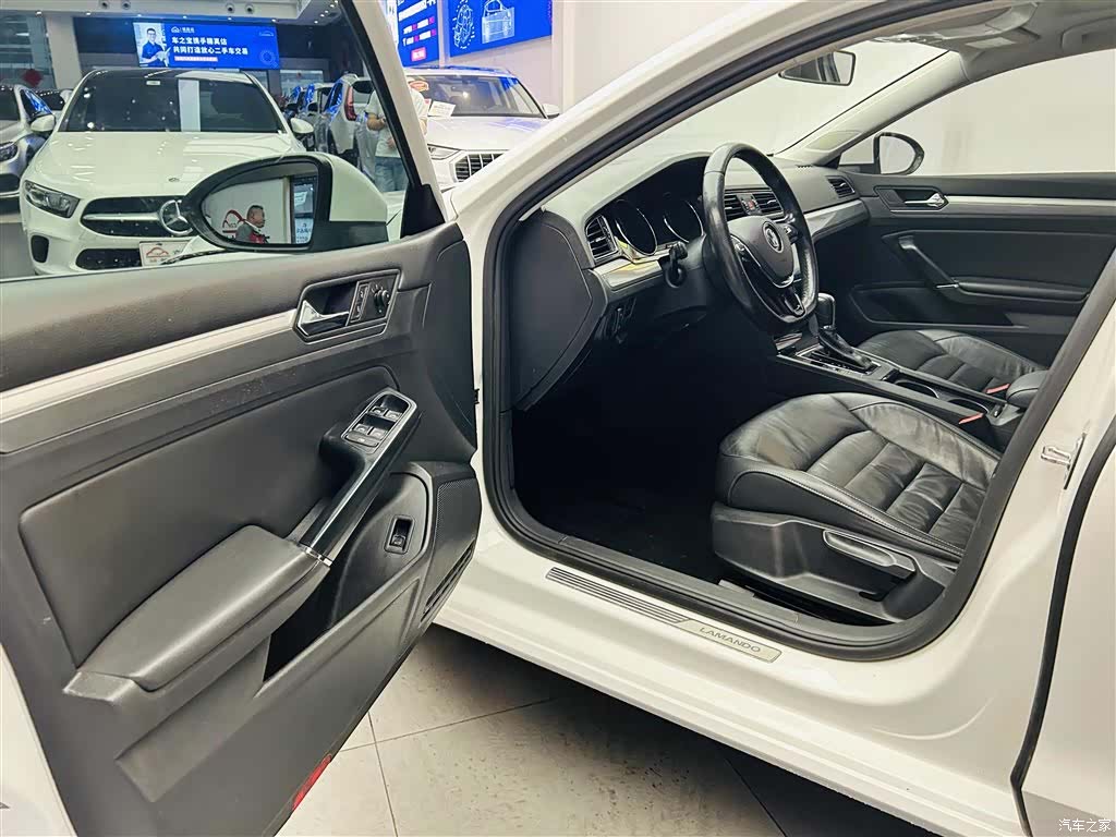 Volkswagen Lamando, 2016 20