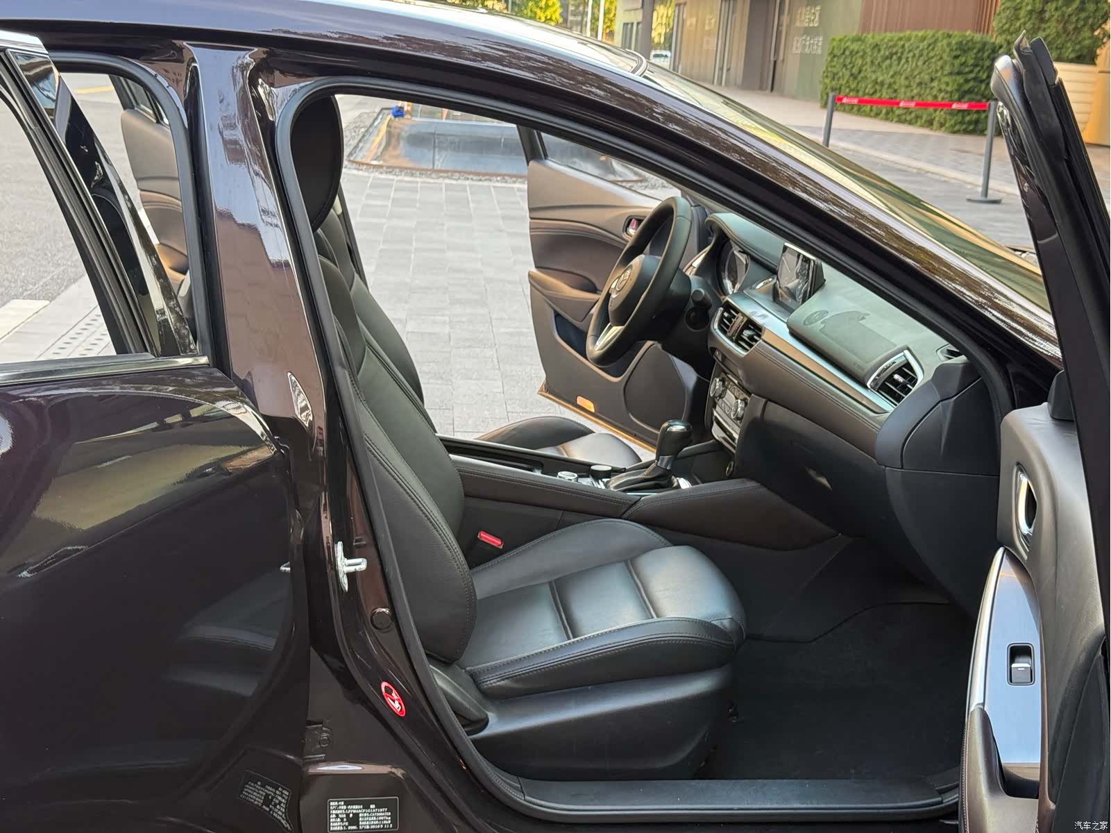 Mazda Atenza, 2017 8