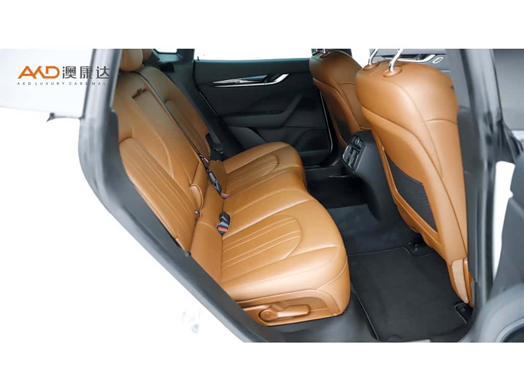Maserati Levante, 2022 8