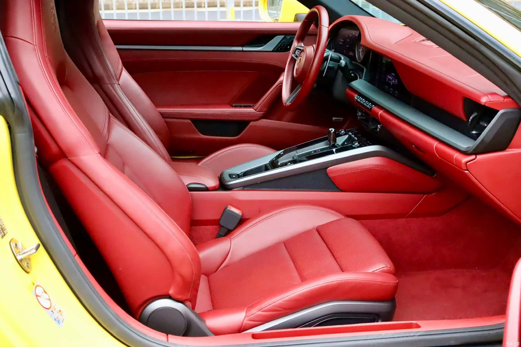 Porsche 911, 2021 13