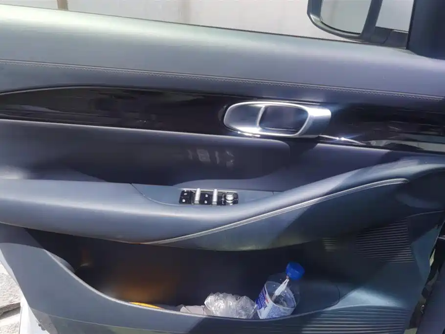 Geely Galaxy Galaxy E5