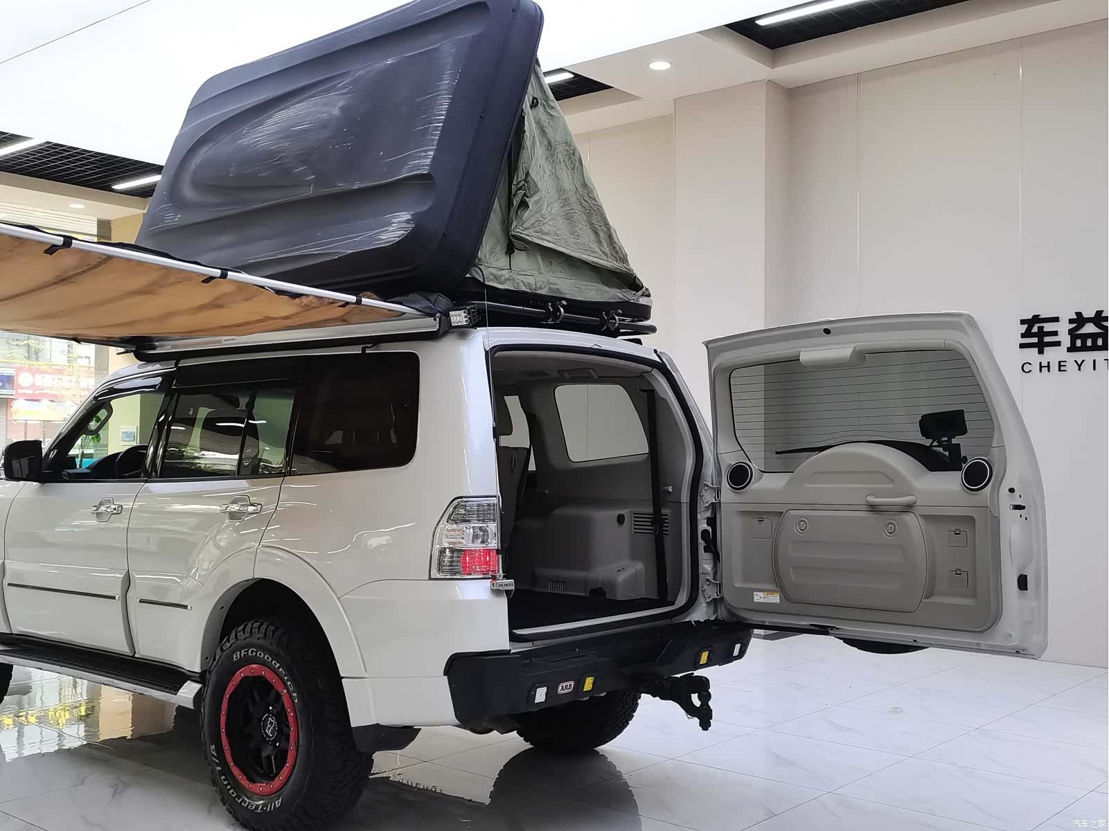 Mitsubishi Pajero, 2019 35