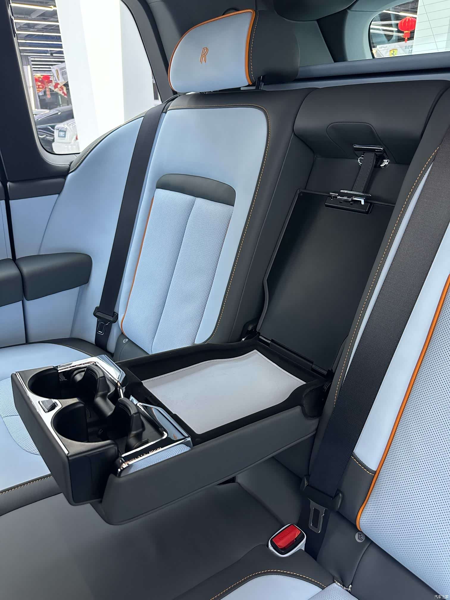 Rolls-Royce Cullinan, 2025 37
