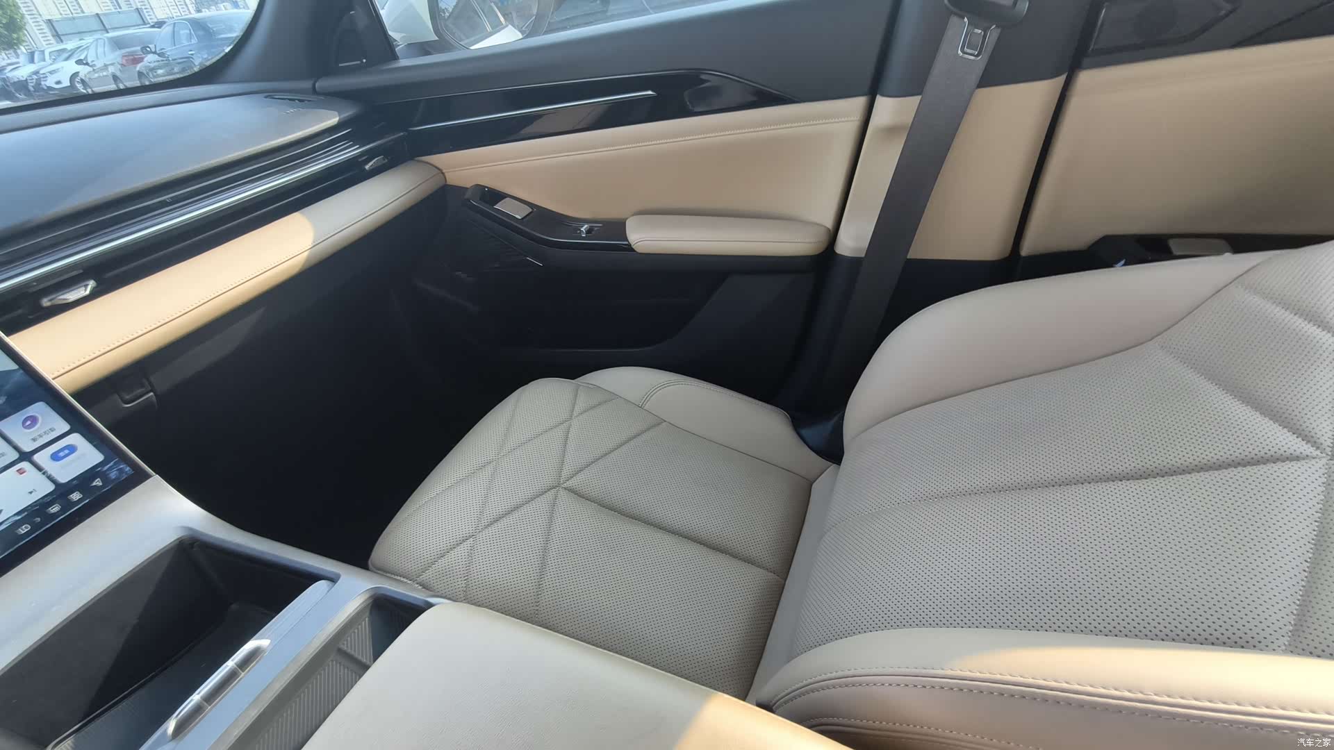 Geely Galaxy L6, 2024 все фото