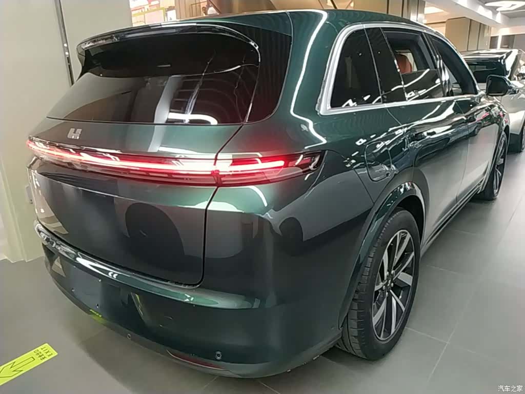 Li Auto L7, 2023 7