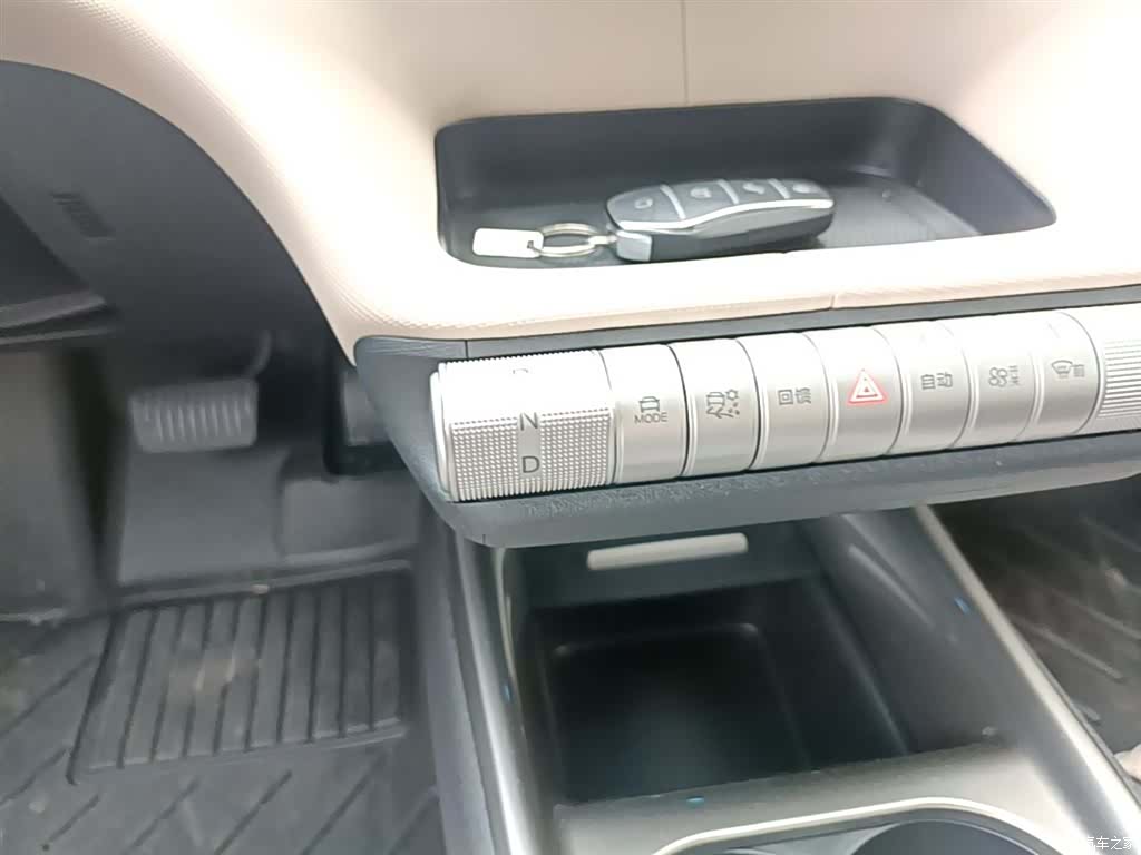BYD Dolphin, 2026 14