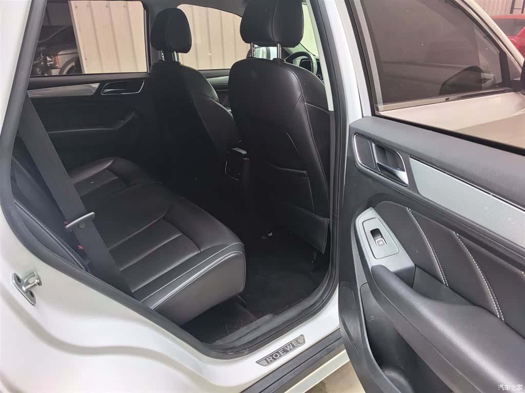 Roewe RX5, 2018 12