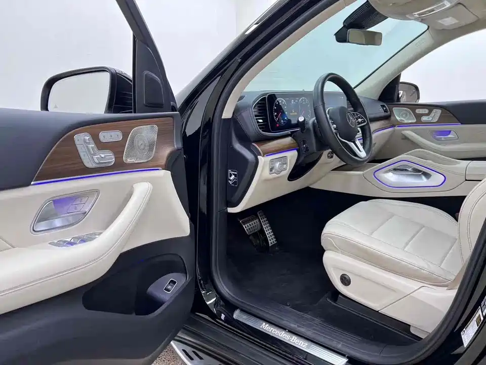 Mercedes-Benz GLS Mercedes-Benz GLS