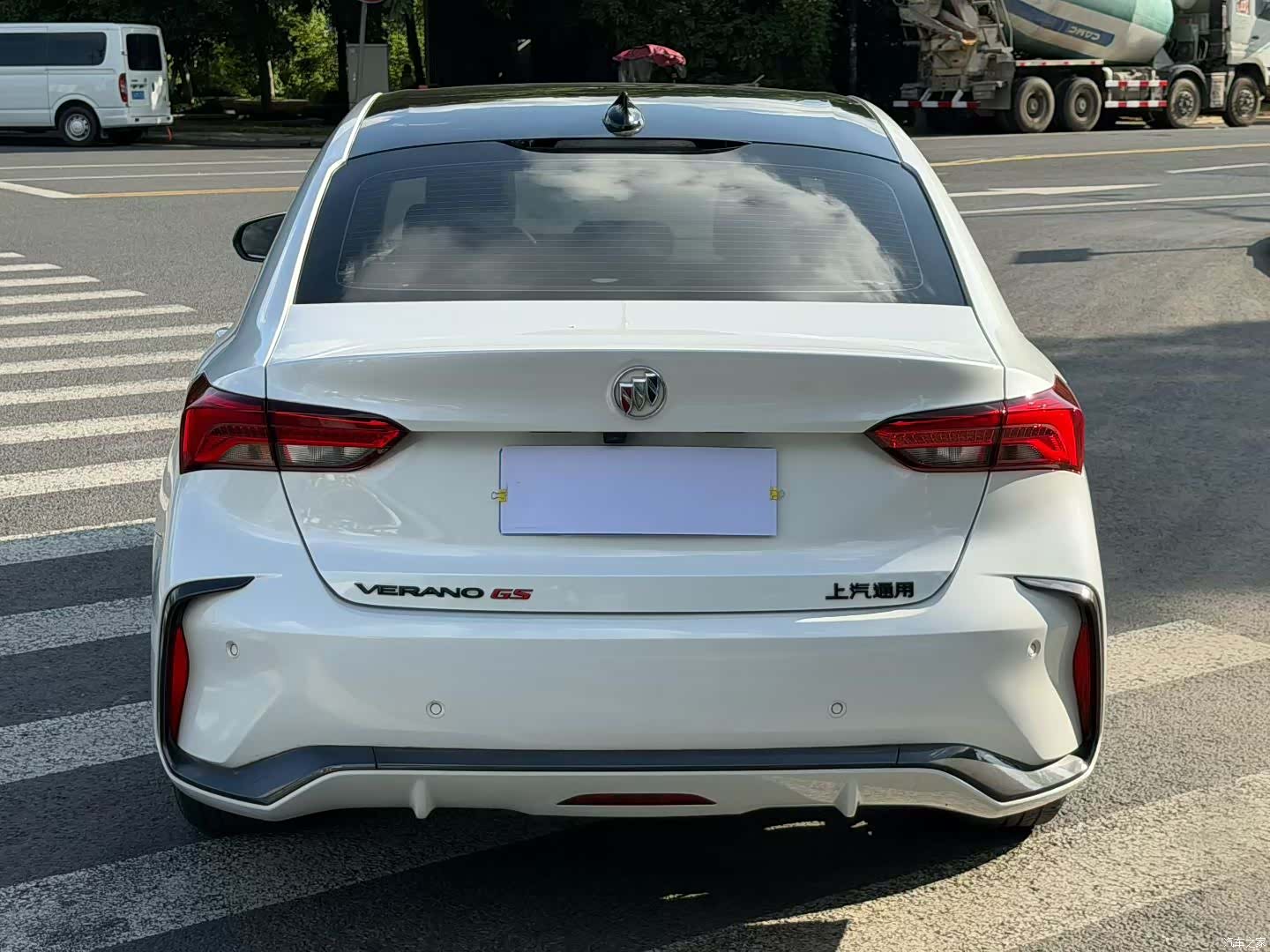 Buick Verano, 2022 4