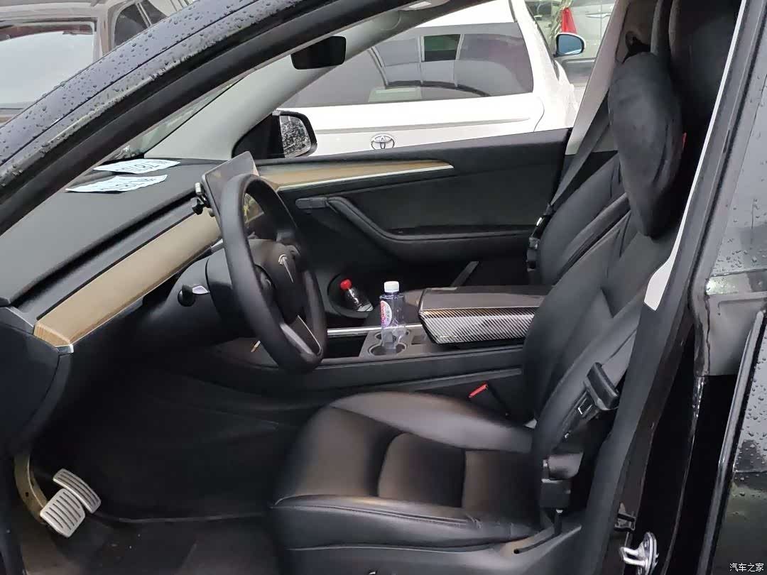 Tesla Model Y, 2022 9