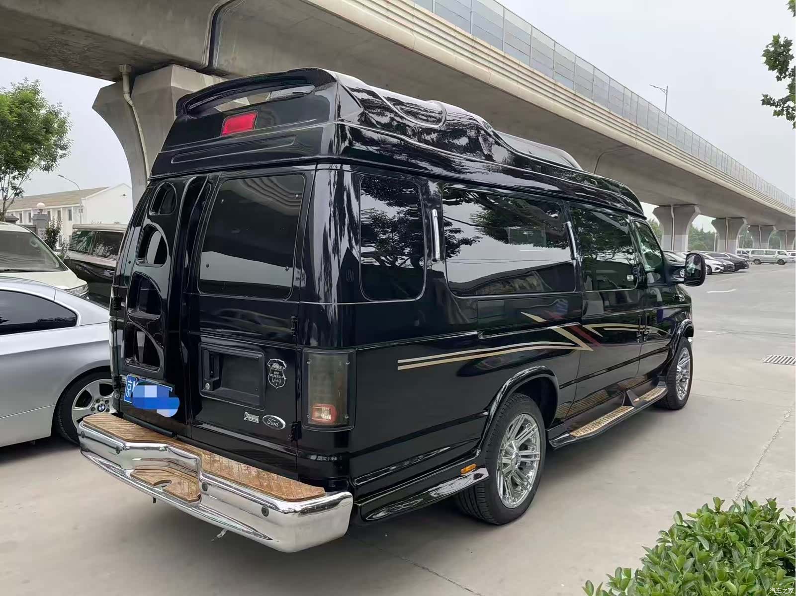 Ford E350, 2015 3