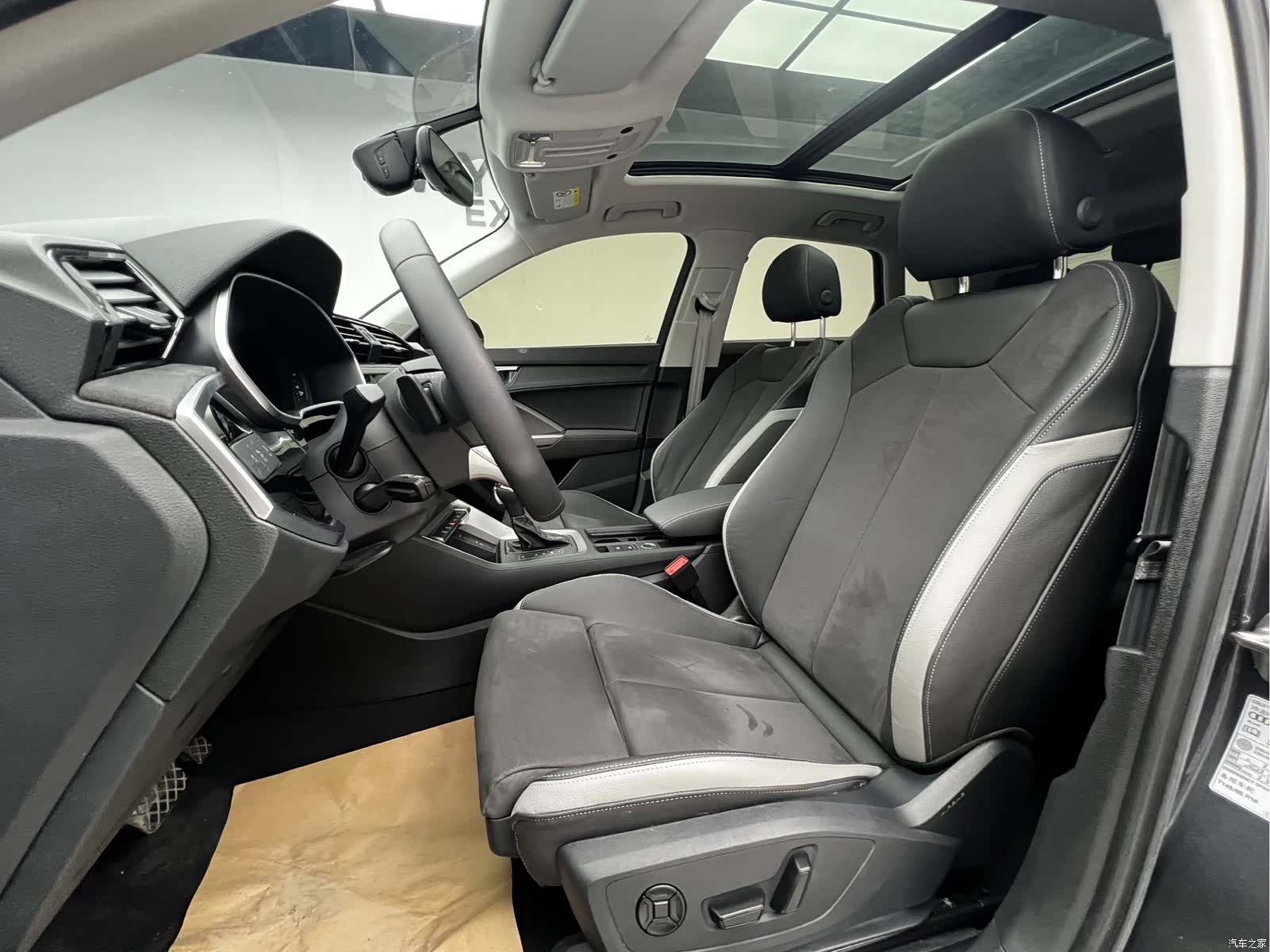Audi Q3, 2022 8
