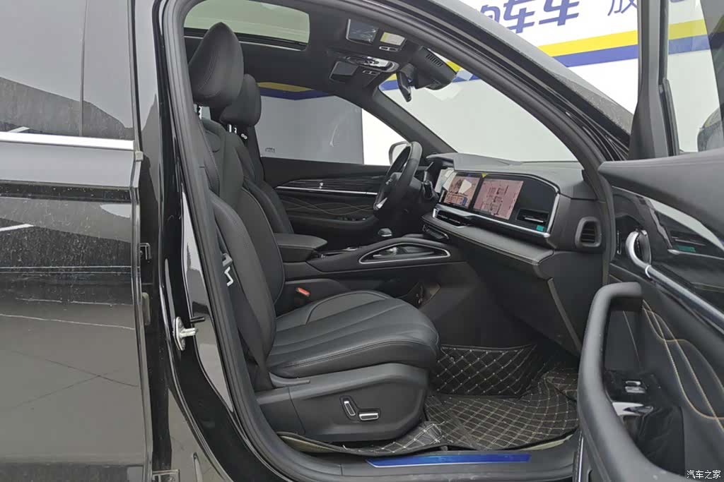 Geely Xingyue L, 2025 8