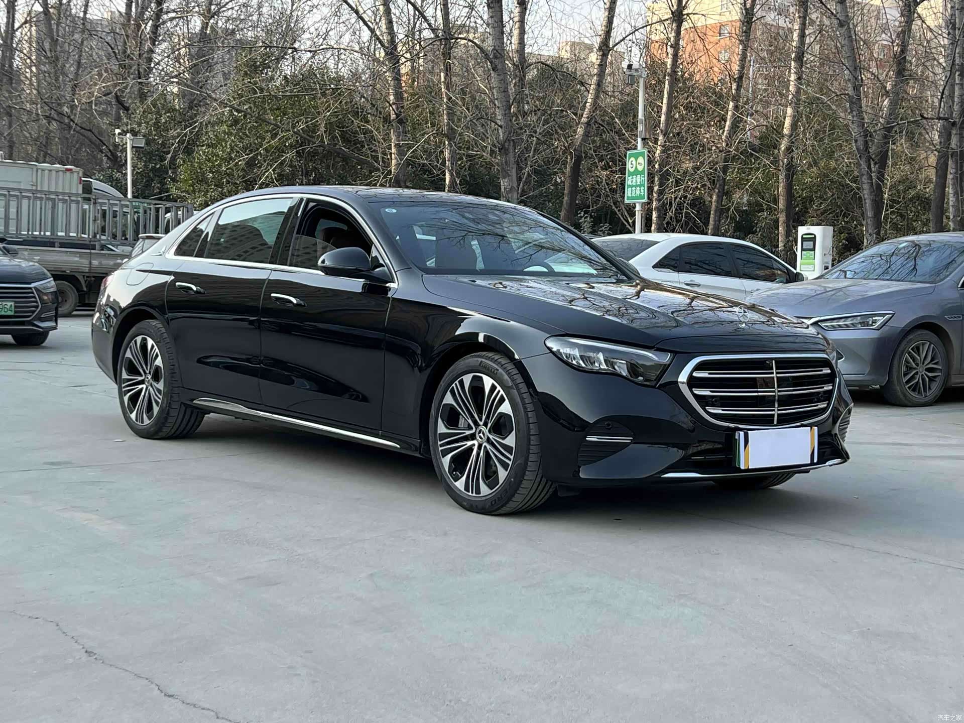 Mercedes-Benz E-Class, 2024 2
