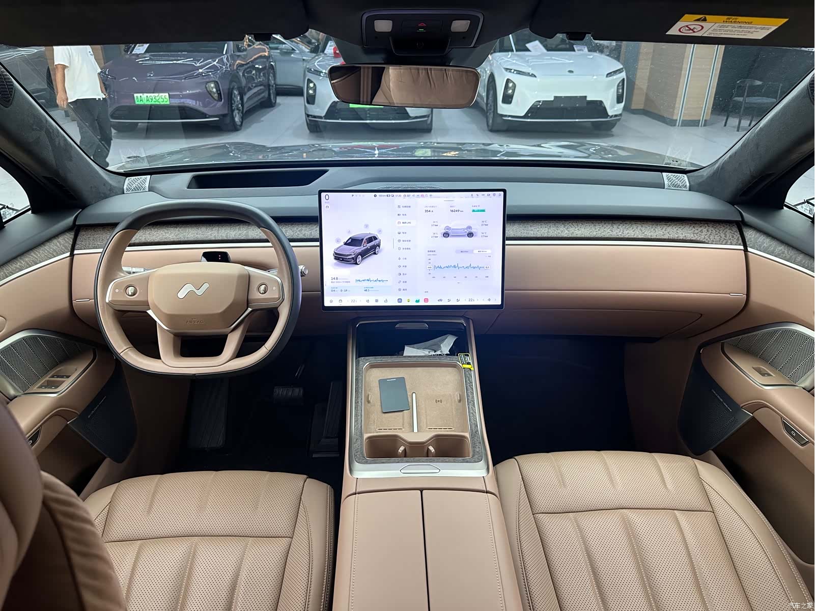 NIO L90, 2025 7