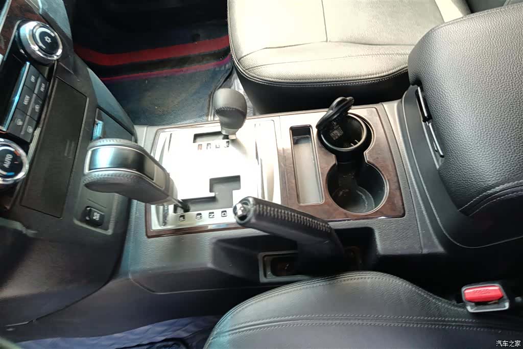Mitsubishi Pajero, 2020 15