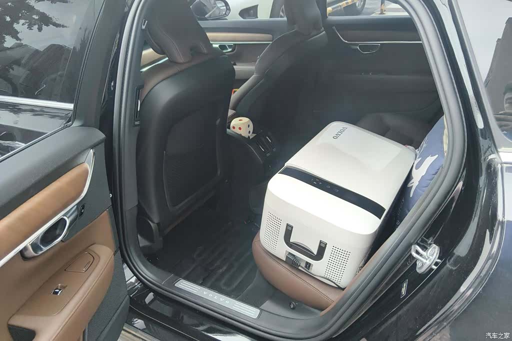 Volvo S90, 2022 11