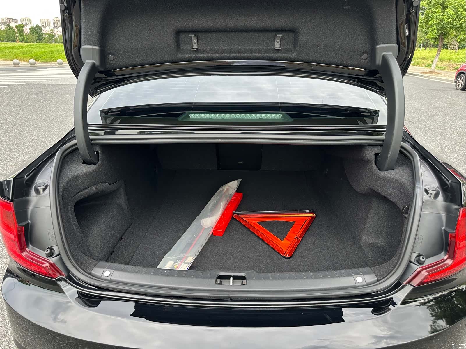 Volvo S90, 2019 24