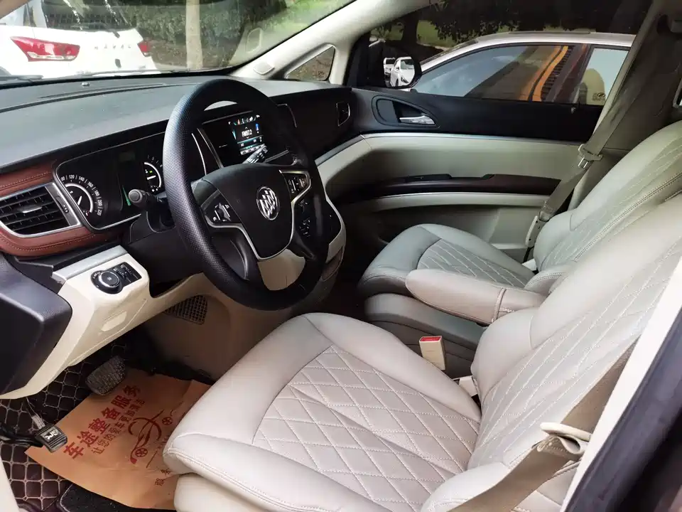 Buick GL8