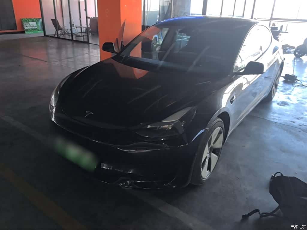 Tesla Model 3, 2023 2