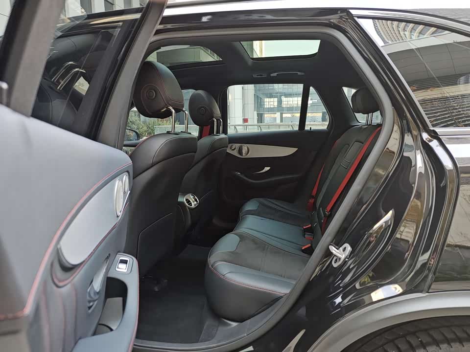 Mercedes-Benz GLC AMG