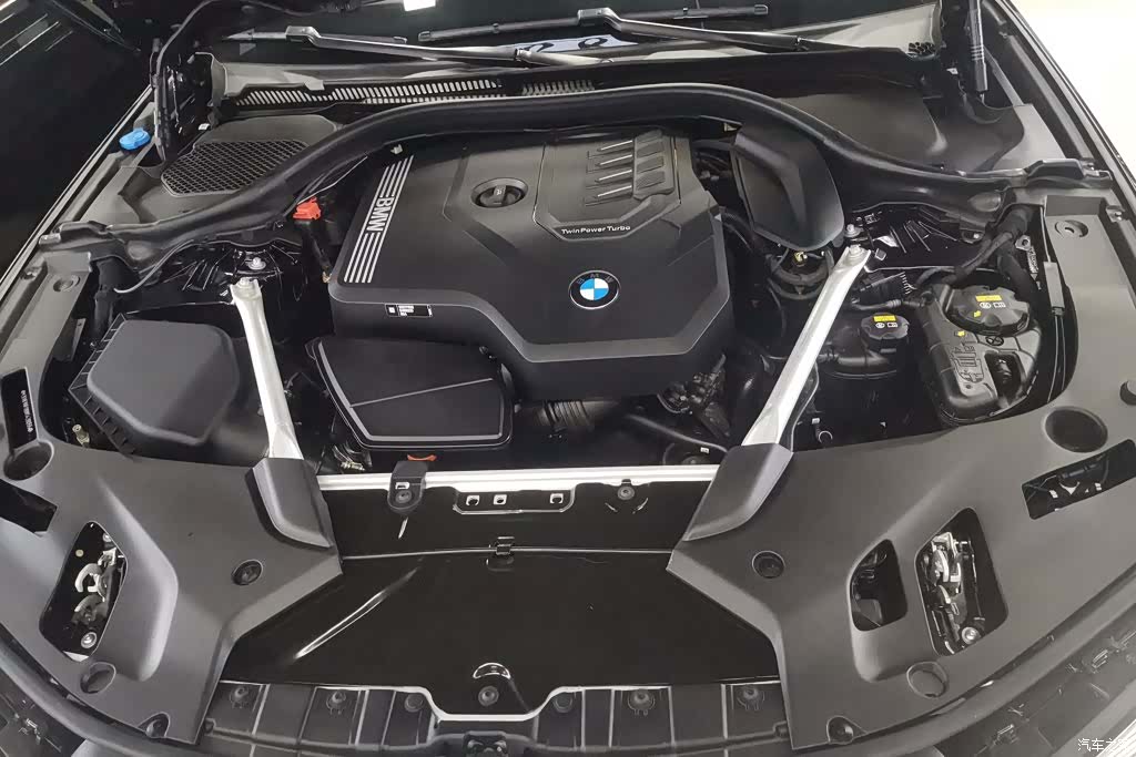 BMW 5 Series, 2022 10