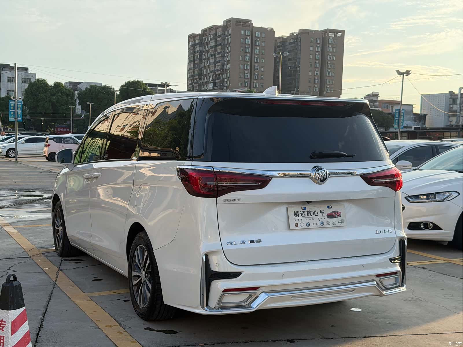Buick GL8, 2020 4