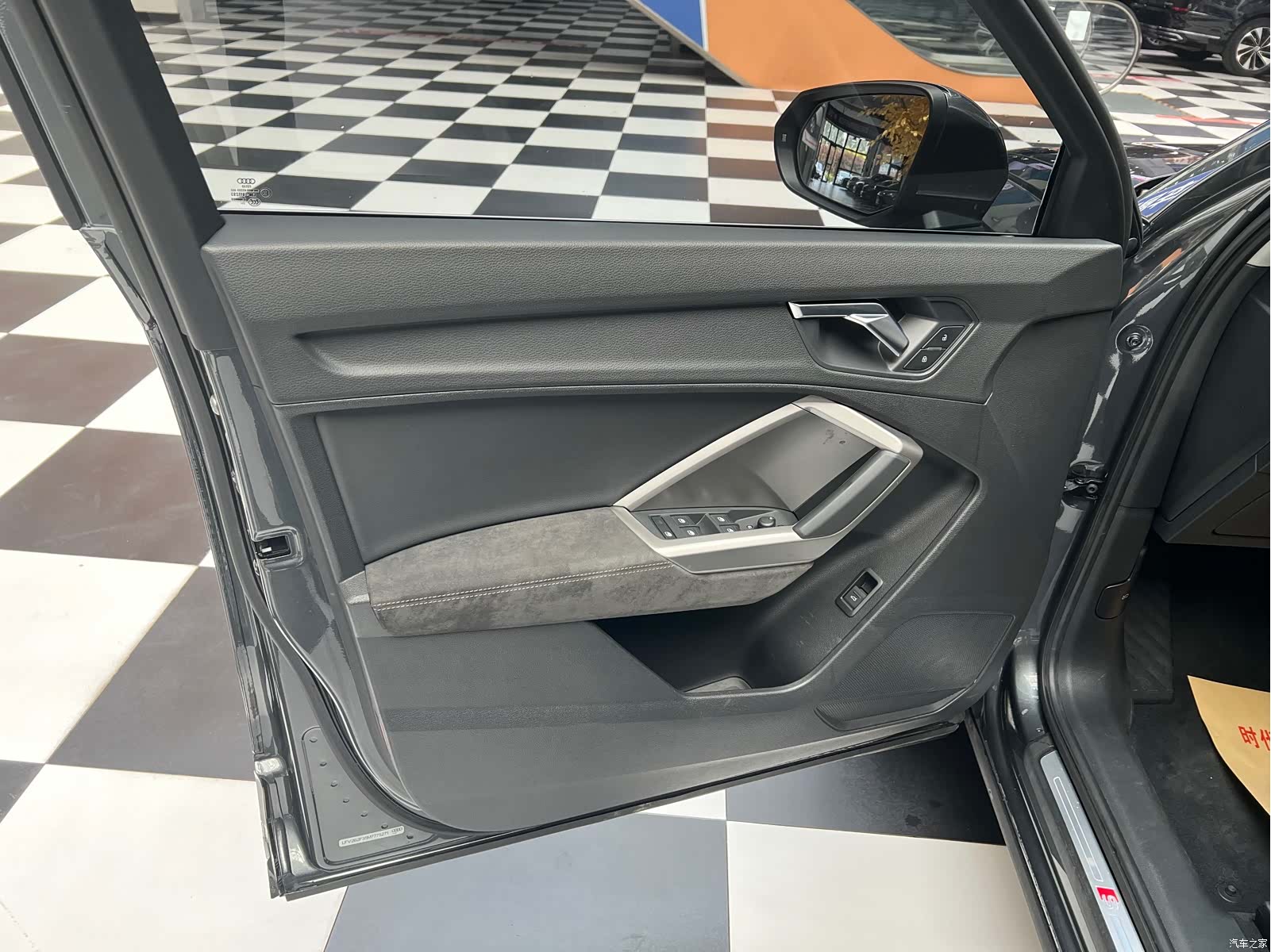 Audi Q3, 2022 4