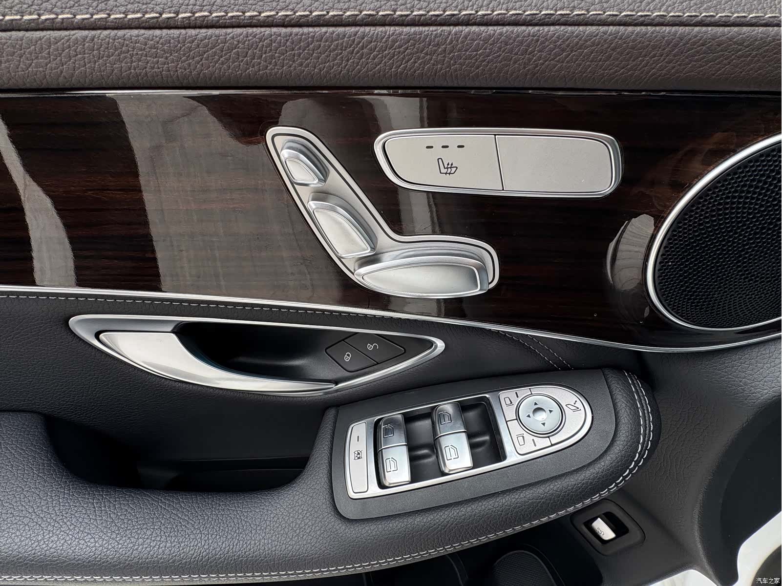 Mercedes-Benz GLC, 2019 14