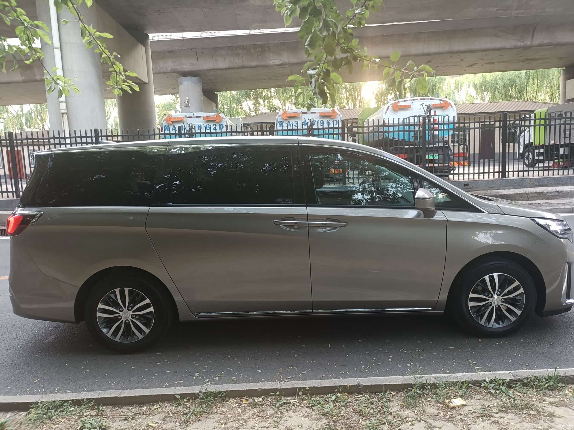 Buick GL8, 2023 14