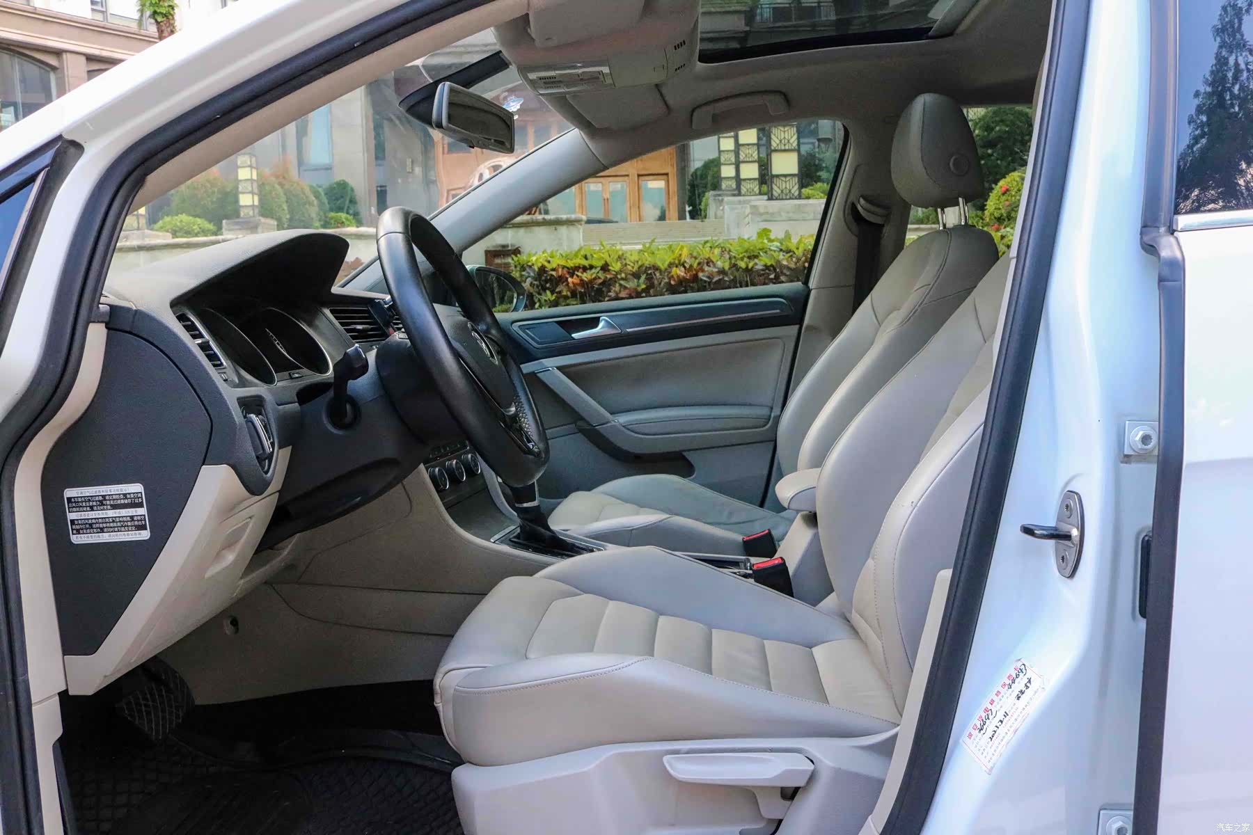 Volkswagen Golf, 2014 9